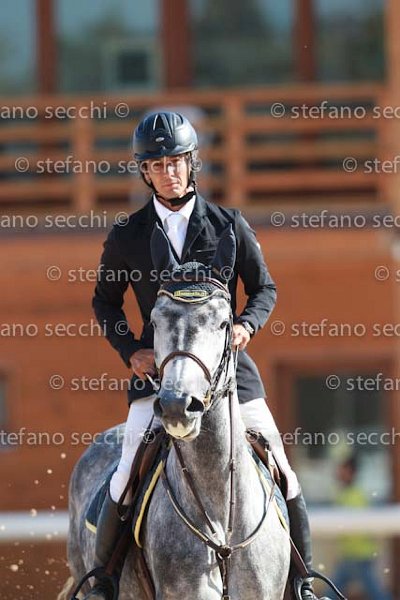 INSELVINI_SPRING_GIO CAV 2011_SS3_7445.jpg